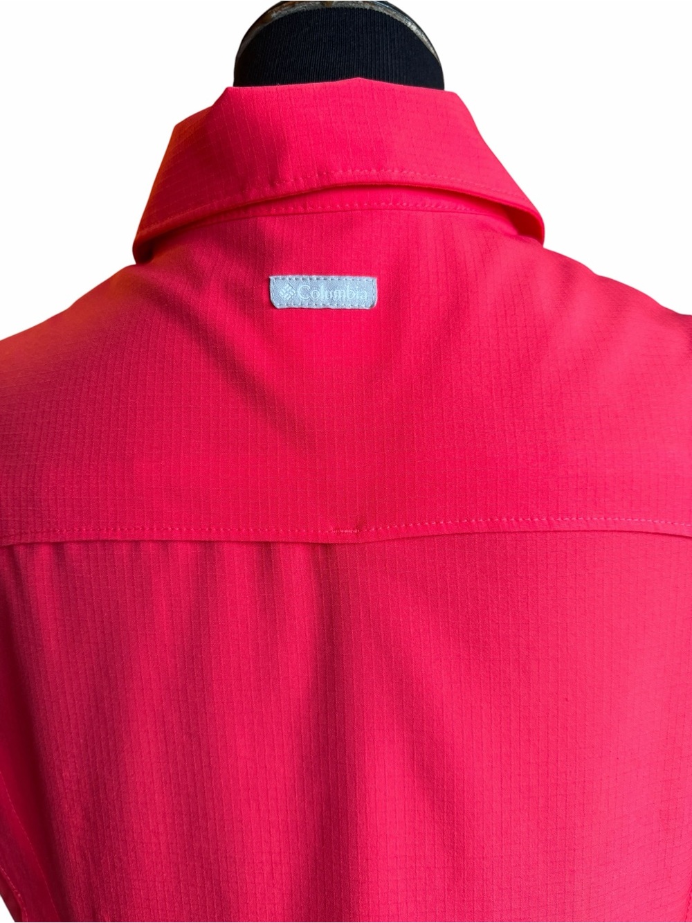 Columbia Omni-Shade Sleeveless Fishing Shirt XL Red UPF Button Up Outdoor Top - Picture 6 of 7